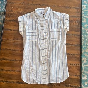 Cabi Button down short sleeve blouse size XS